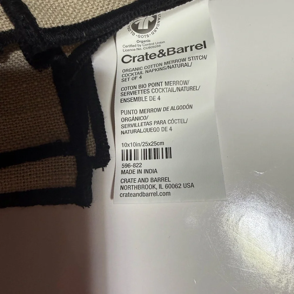 Crate and Barrel 100% organic cotton beige Napkins with Black Trim NWOT
